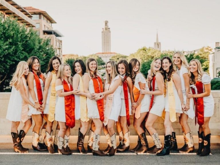 Top 10 Colleges with Remarkable Women 2019
